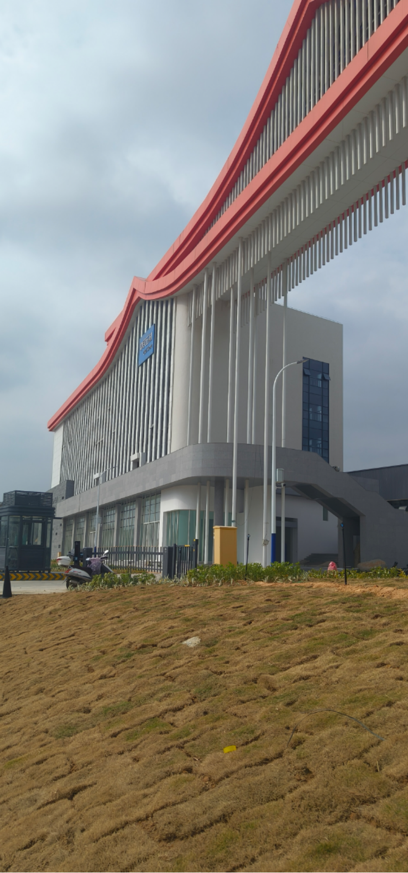 1765330665319478.png 640 (1).png